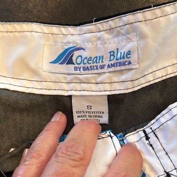 Ocean Blue by Basix America shorts size Small - Picture 2 of 5